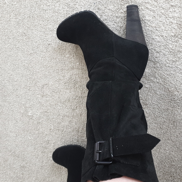 Burberry shoes - Picture 11 of 17